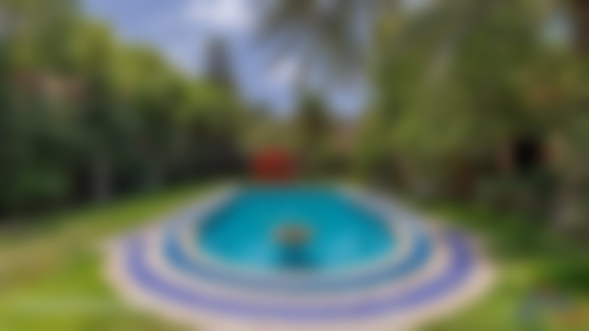 Villa 600 m², 6 chambres, piscine et jardin, Route de Ouarzazate