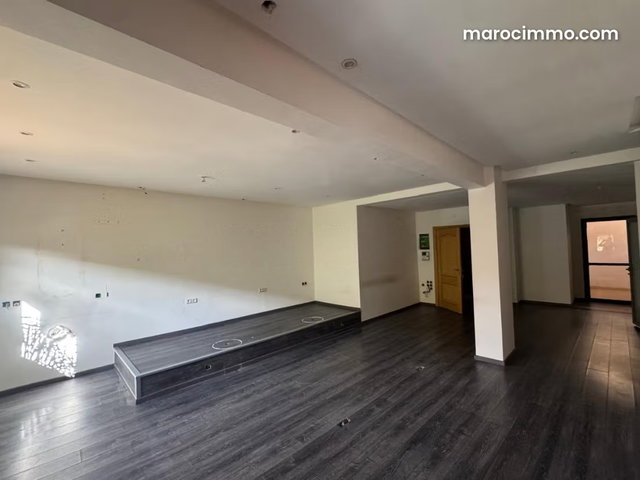 Magnifique Local à louer Boulevard Mohamed 5 — 3