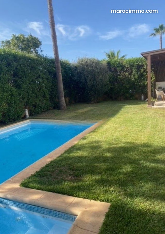 Villa for Sale in Dar Bouazza 641 m² — 2