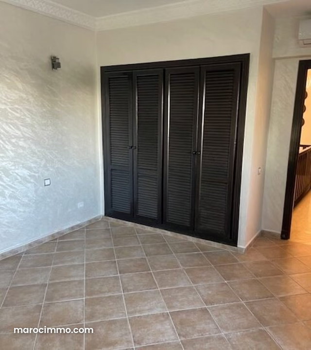 Villa en location vide — 2