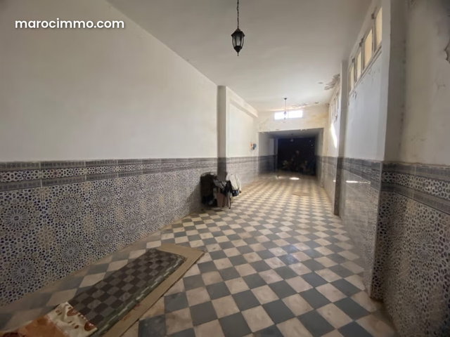 Vente villa style riad titre à km 6 route fès — 2