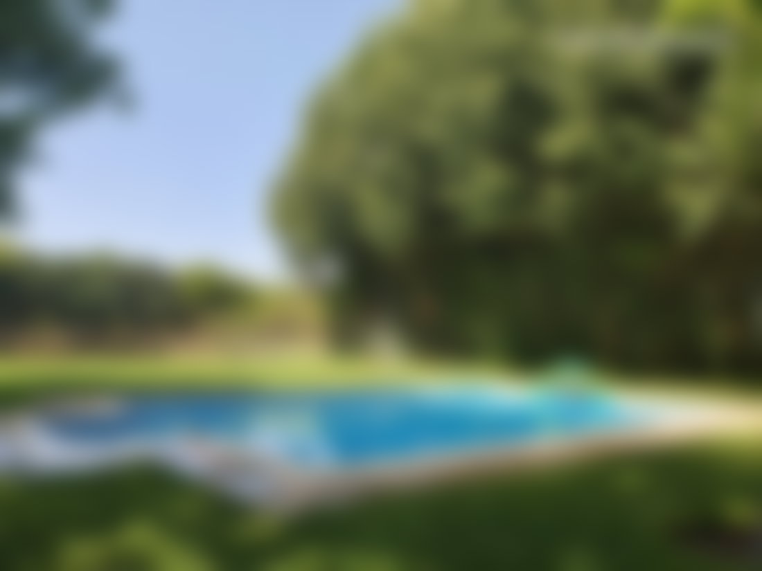 فرصة أرض بفيلا ومسبح للبيع في المنزه