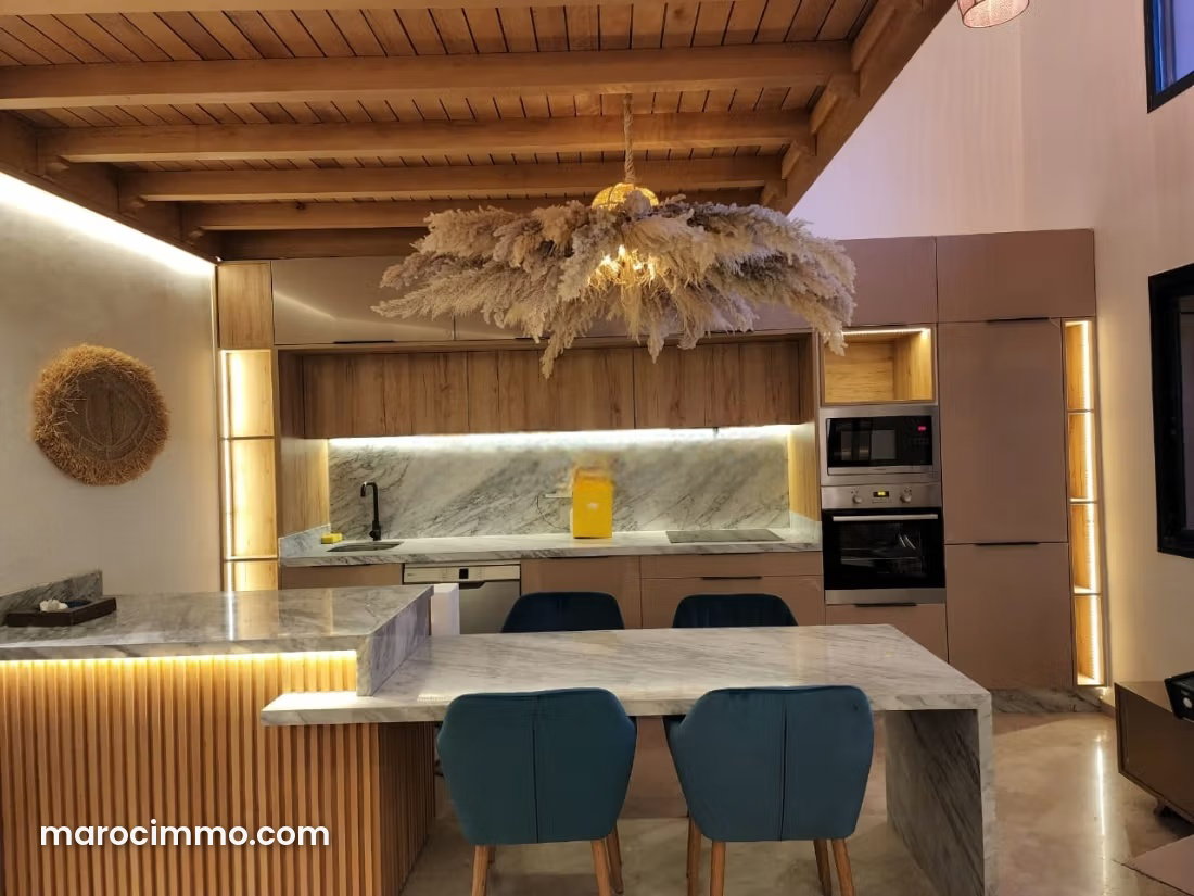 Furnished duplex with mezzanine for sale in Victor Hugo, Marrakech — Marrakesh