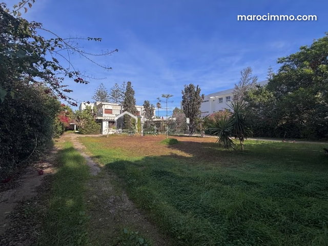 Villa de 715 m² à Casablanca — 2