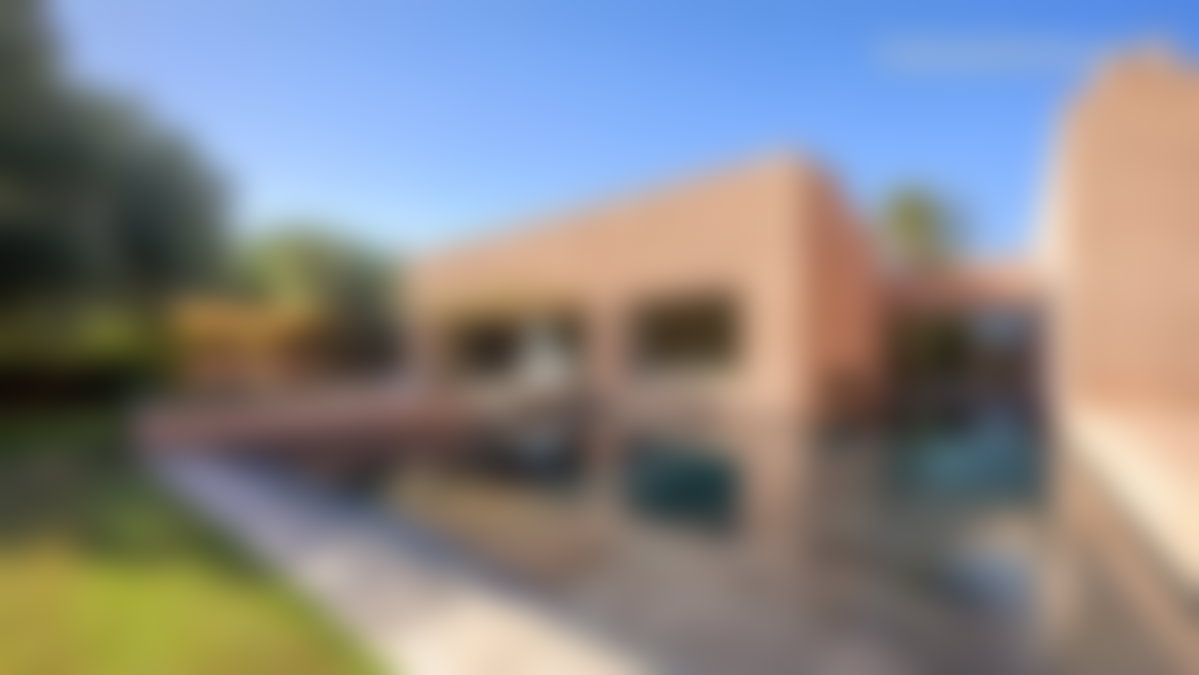 Villa contemporaine 384 m², jardin et piscine, Marrakech