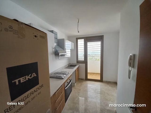 Location appartement 2 chambres, NEUF, AVEC VUE MER, à 7 minutes du morocco mall dans une résidence securisée. Jardin, piscine — 4