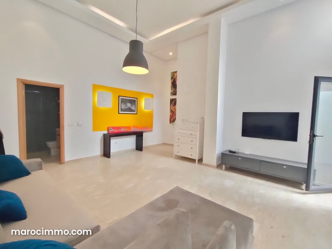 Furnished apartment with terrace for rent in Gauthier, Casablanca — Casablanca