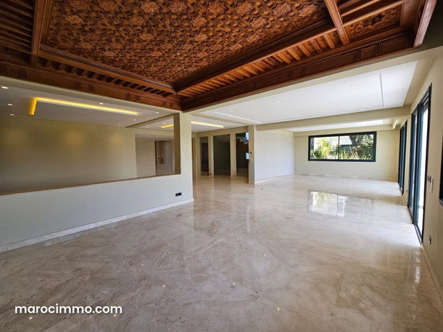 Villa t5 vide de 600m² front golf et foret 4 ch — 5