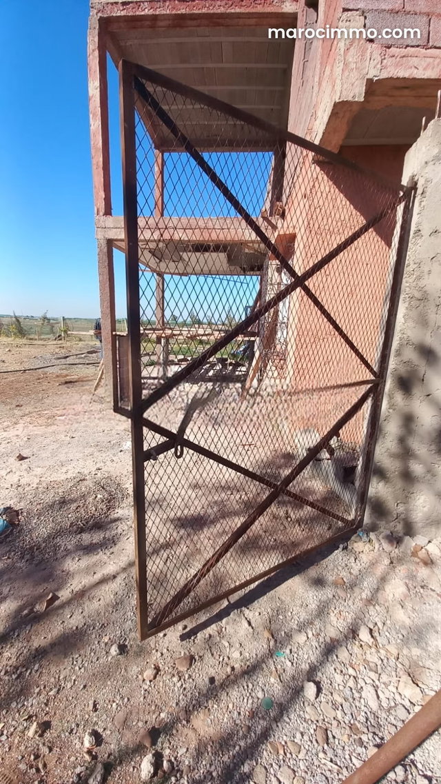 Terrain avec maison semi finie à vendre – Route de l'Ourika, Marrakech — 4