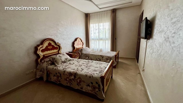 Luxurious 5-Bedroom Apartment in Tanger for Rent — 4