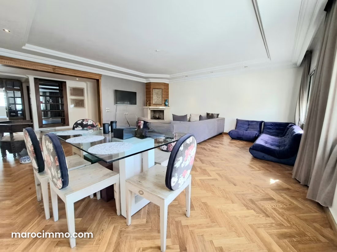 209 sqm Apartment, 4 Bedrooms, Maârif Extension, Casablanca — Casablanca