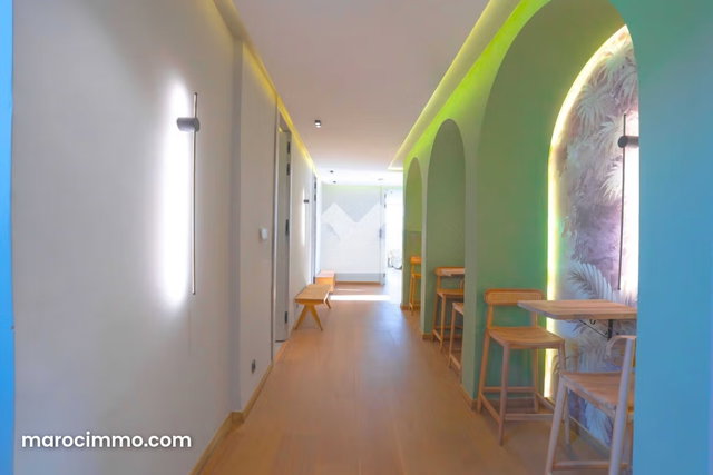 Bureau à Louer de 760.0 m² à Casablanca, Racine — 2