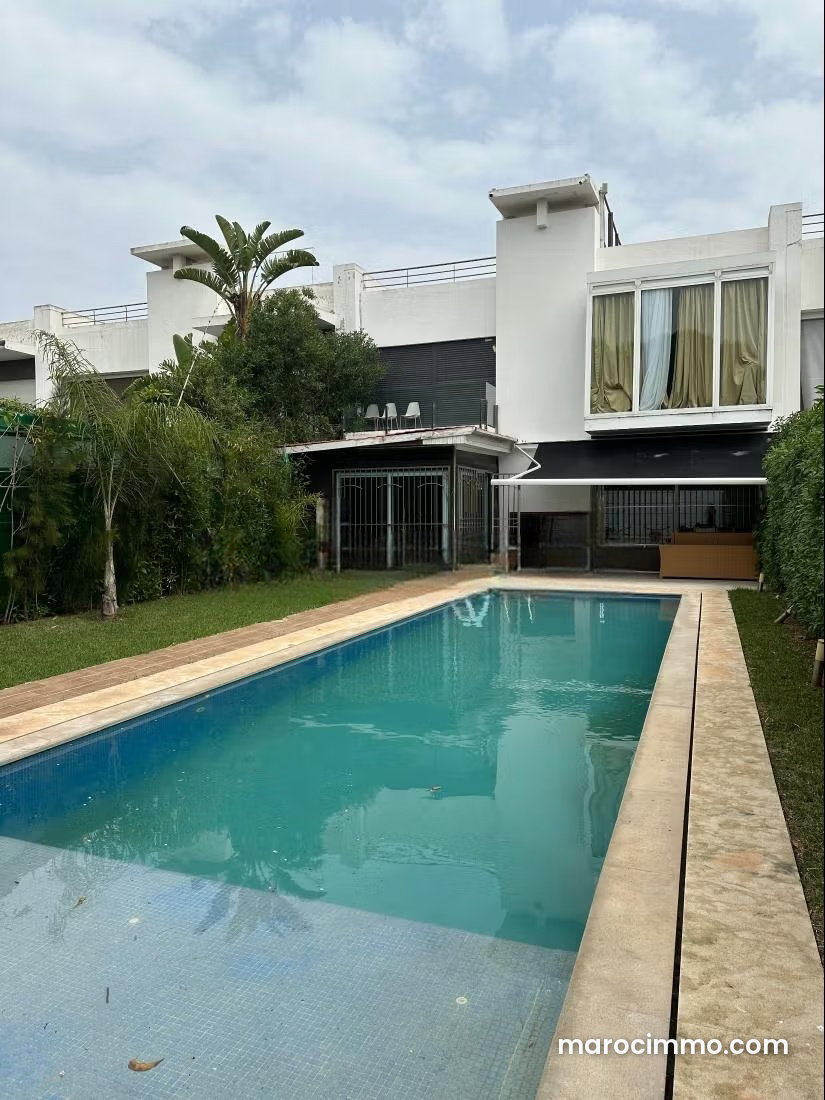 Villa 400 m² en bord de mer, Plage Oued Cherrat, Bouznika — Bouznika