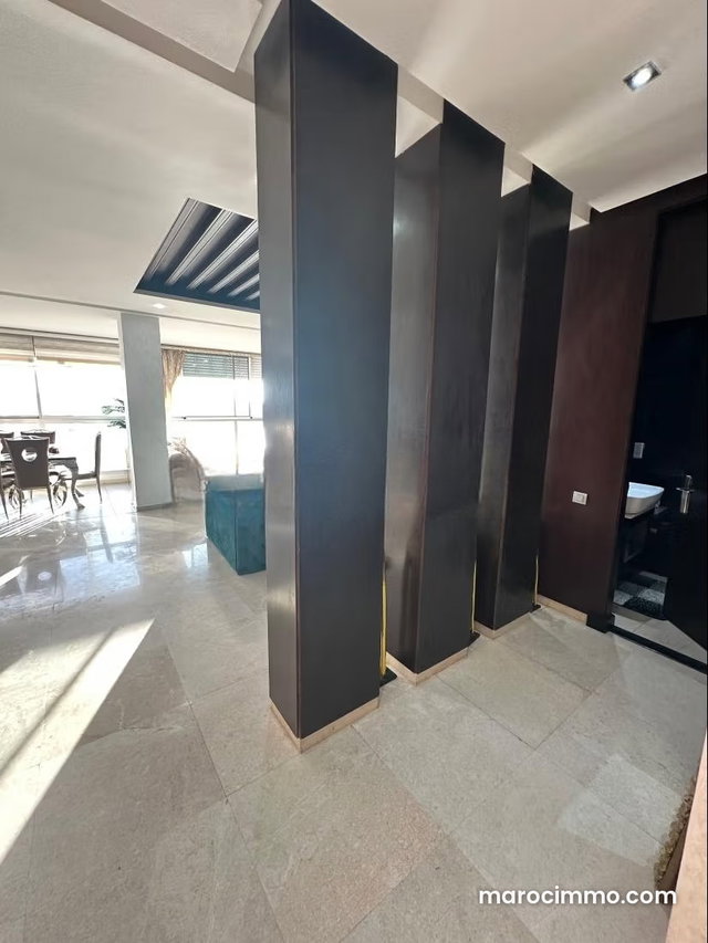 Duplex a vendre à la marina — 4