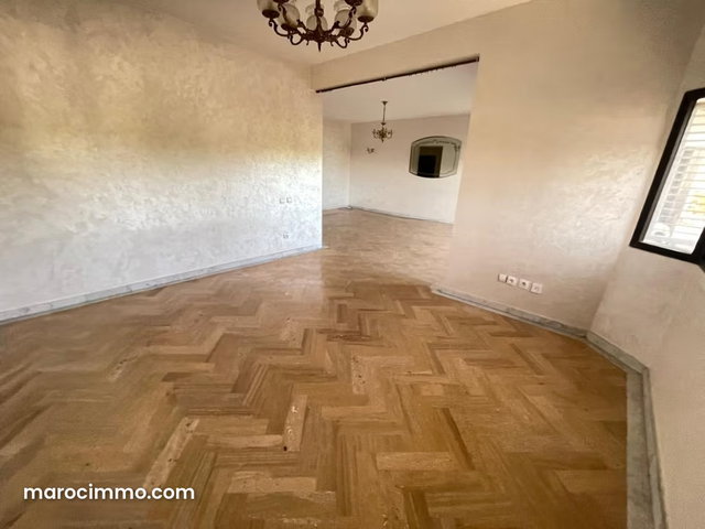 Bel Appartement vide à louer 180m2 en centre ville — 3