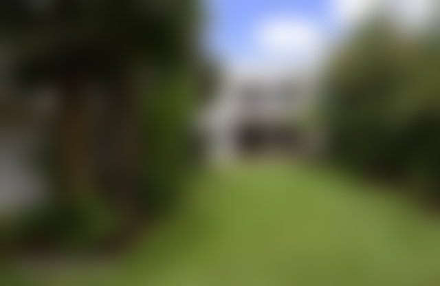 350 sqm Villa with Garden and Pool, Oasis, Casablanca — 2