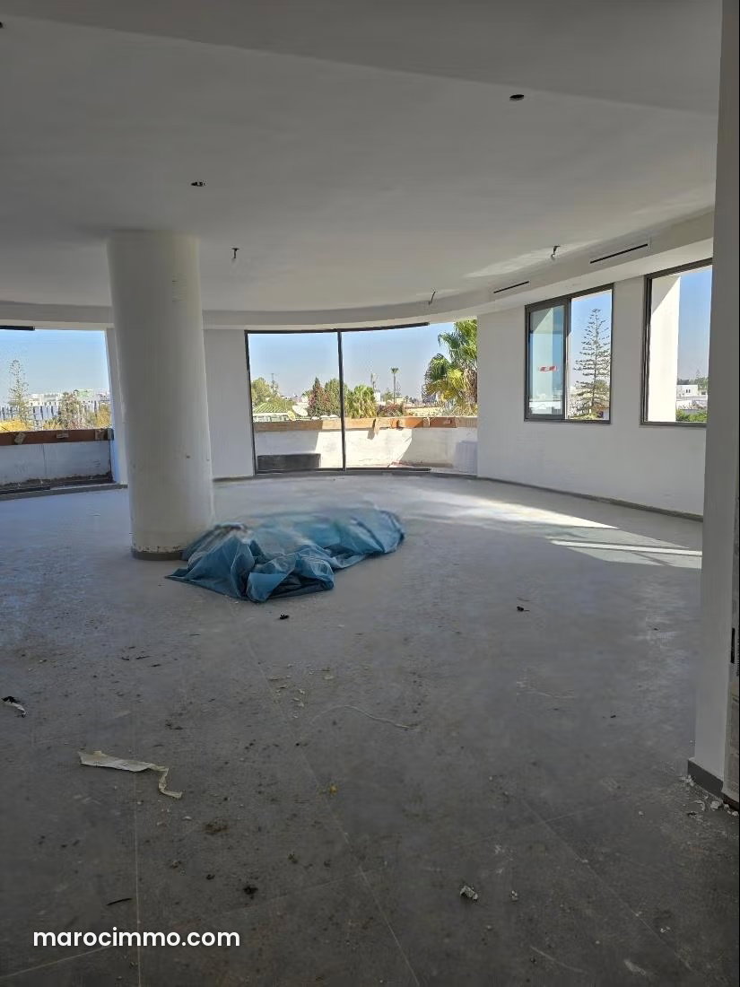 108 sqm office for rent, Californie, Casablanca — Casablanca
