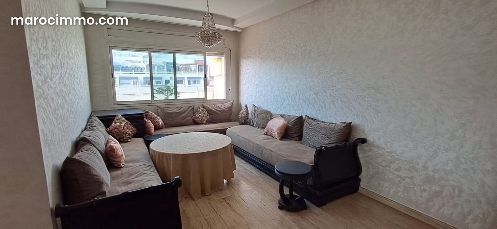 Sunny Apartment with Terrace in Maârif Extension, Casablanca — Casablanca