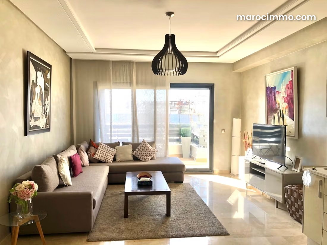 Furnished 65 sqm Studio with Terrace and Garage, Racine, Casablanca — Casablanca