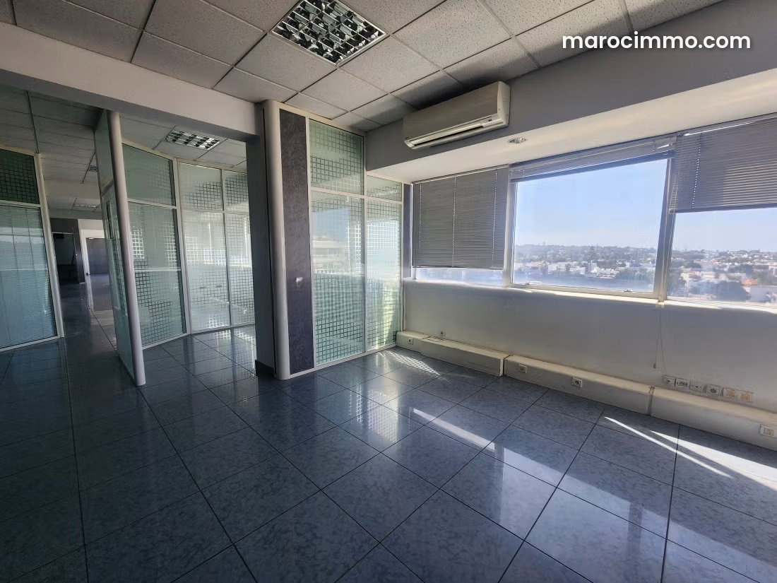 Bureau 181 m² avec parking, Racine, Casablanca — Casablanca