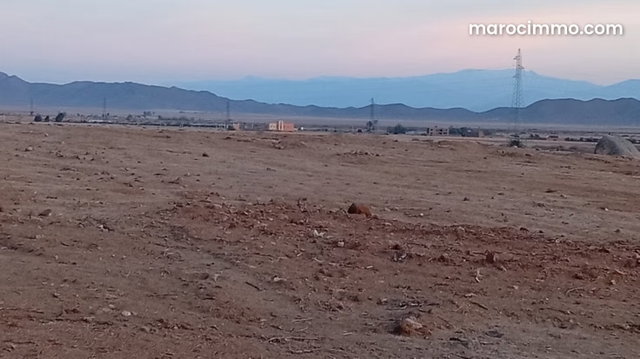 Terrain à acheter à Route de Fez. Surface totale 7500 m² — 2