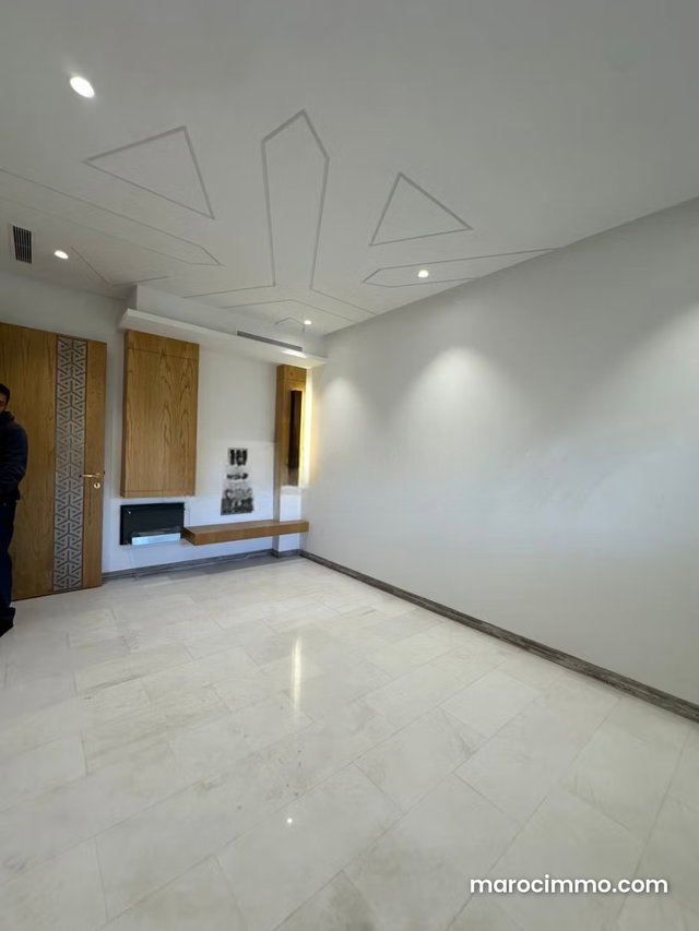 Appartement de haut standing en vente à hay Riyad. 4 chambres plus chambre de bonne — 3