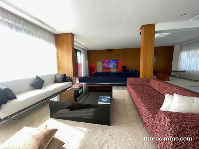 Real Estate in Dar Bouazza. 300 m² Surface — 3