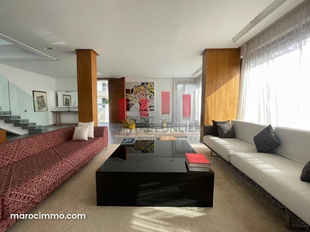 Real Estate in Dar Bouazza. 300 m² Surface — 5