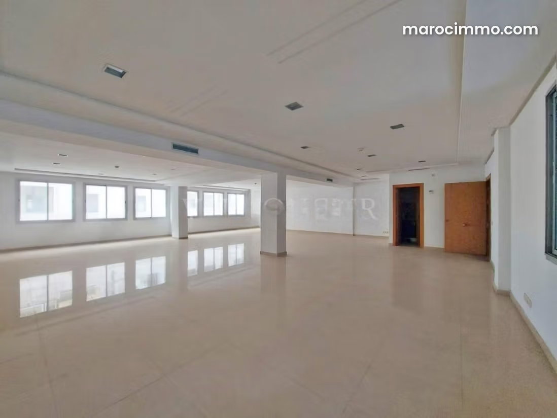 135 sqm Office for Rent, Hospitals District, Casablanca — Casablanca