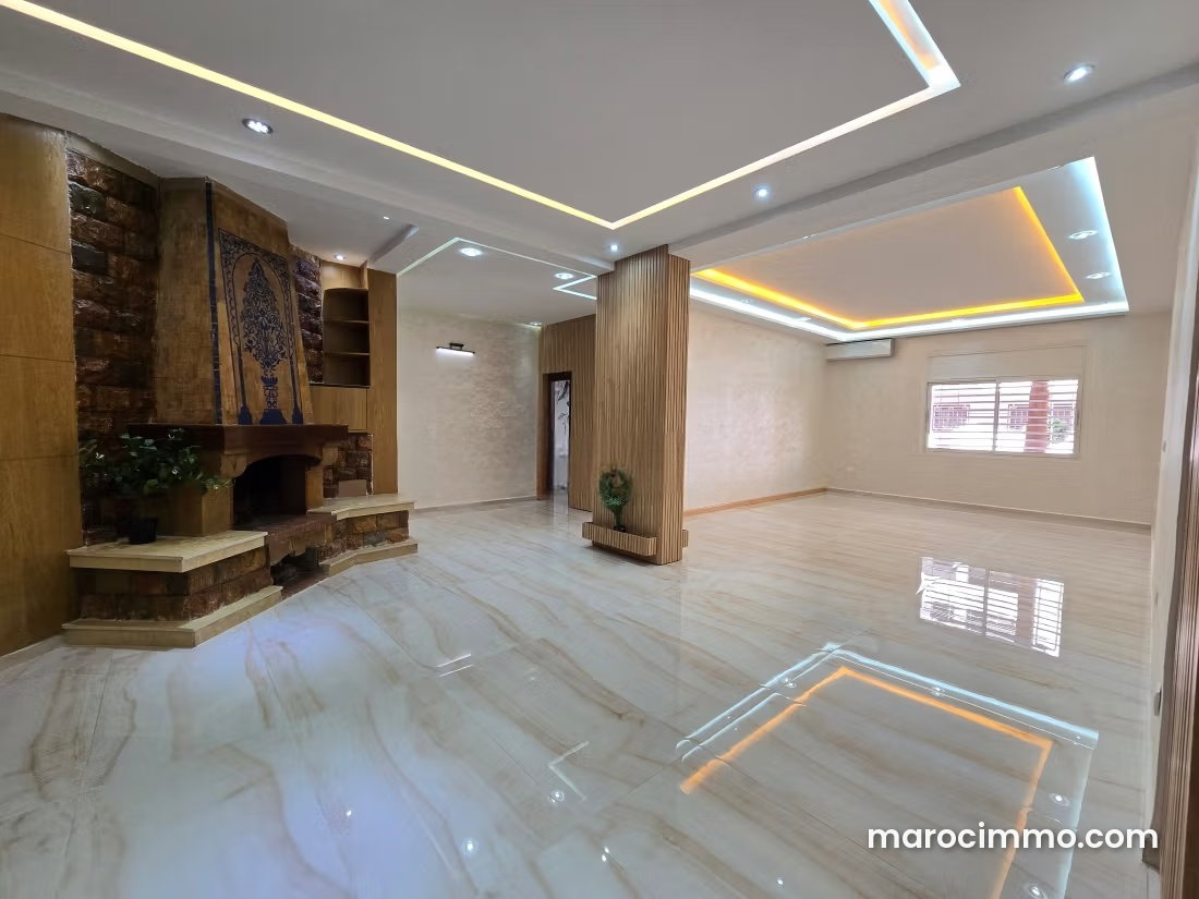 Appartement spacieux au rez, de, chaussée quartier Riyad Rabat — Rabat