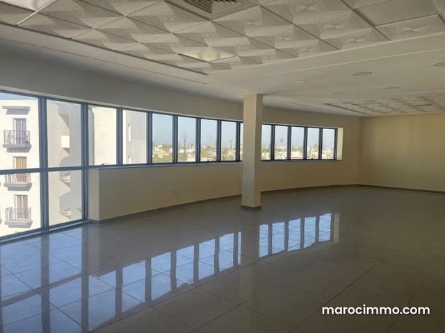 Plateau de bureau à louer sur OASIS — Casablanca