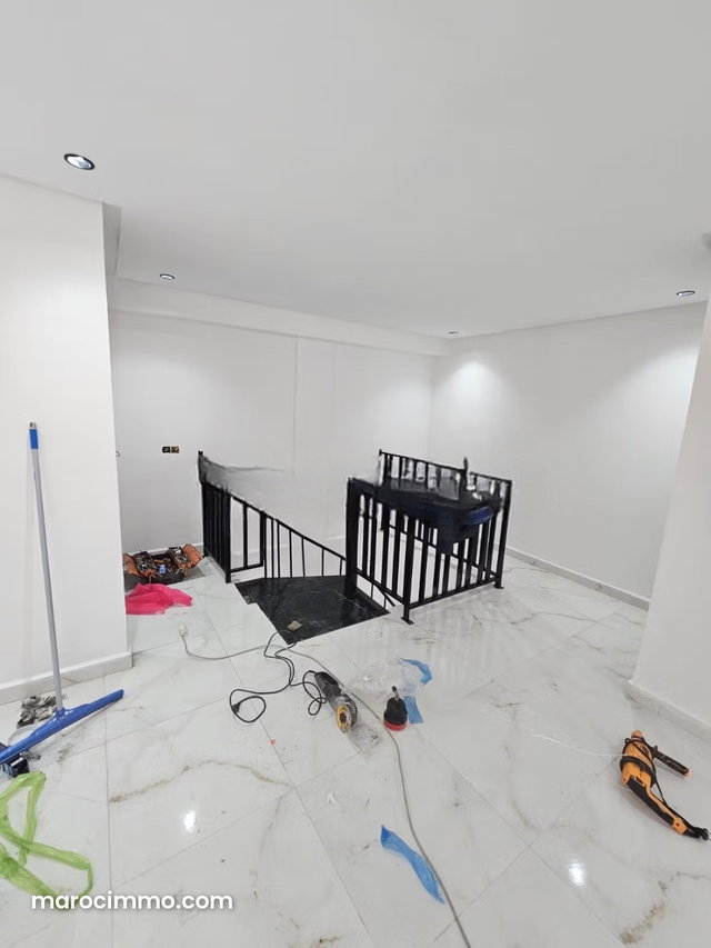 Magasin de 66m à louer à ain sebaa — 3