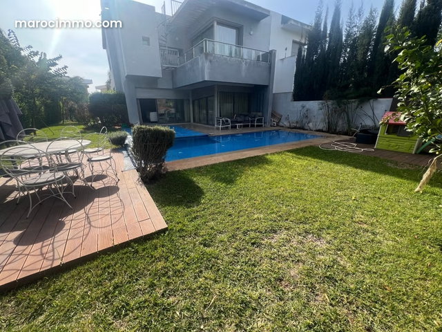 Magnificent villa for sale in Ville Verte. 650 m². Concierge service, beautiful pool — 3