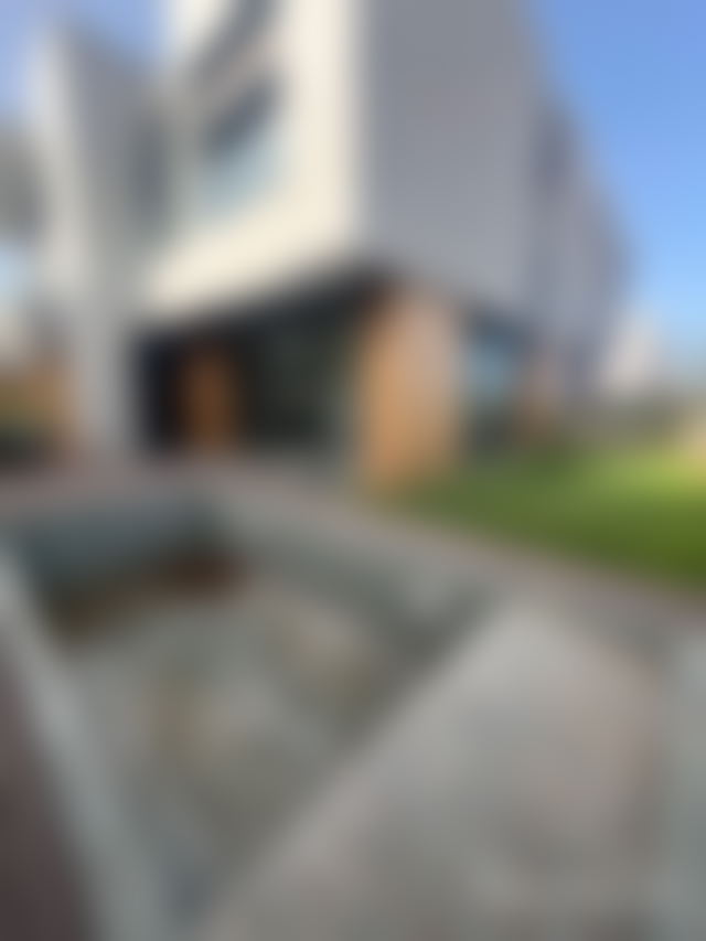 500 sqm sea-view villa with pool for rent in Aïn Diab, Casablanca — Casablanca