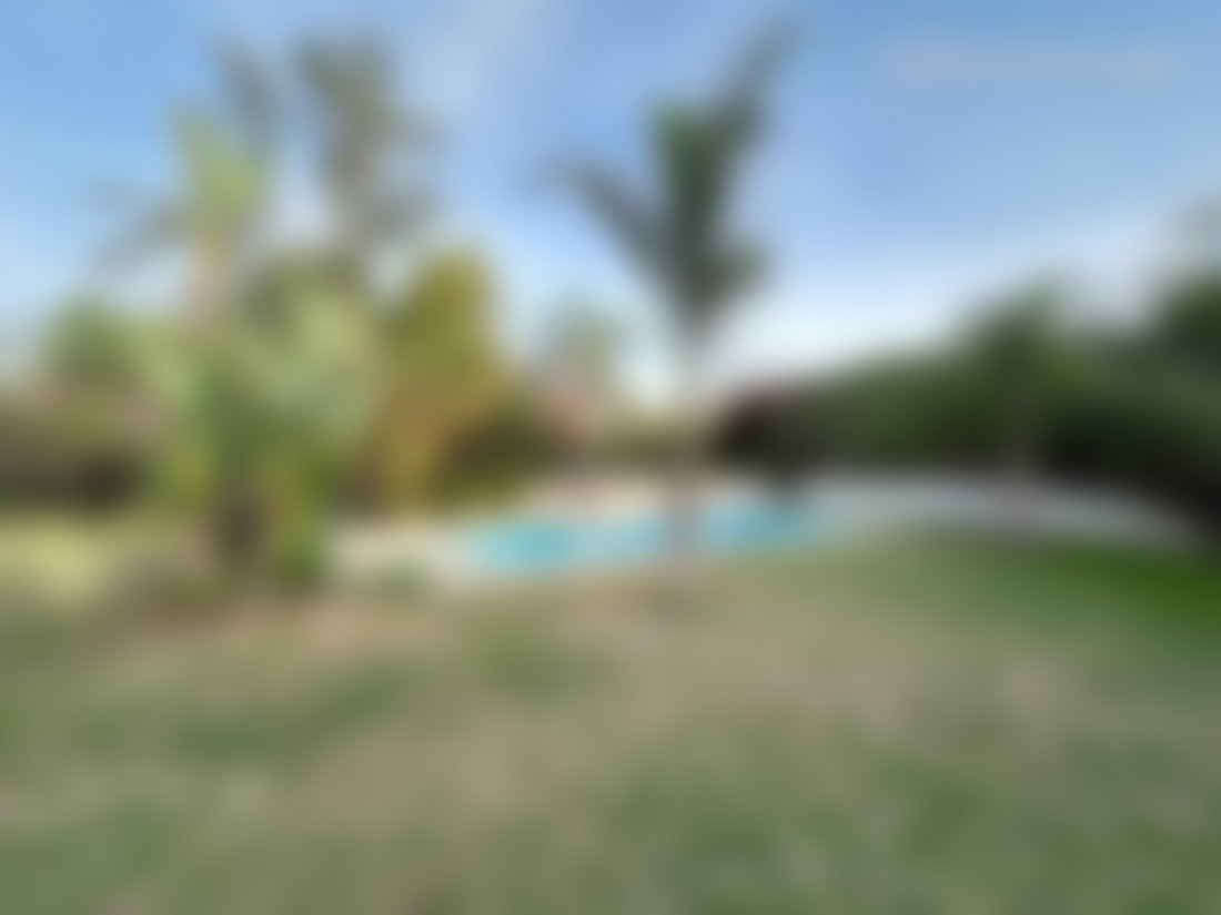 فيلا فاخرة بحديقة 2000 m² للبيع في حي السويسي بالرباط