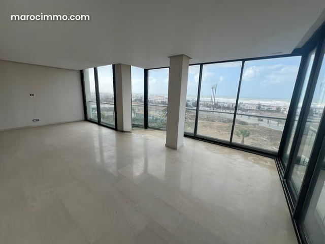 Beautiful Sea View Apartment for Rent in Ain Diab. Total Surface 150 m². With Elevator — Casablanca