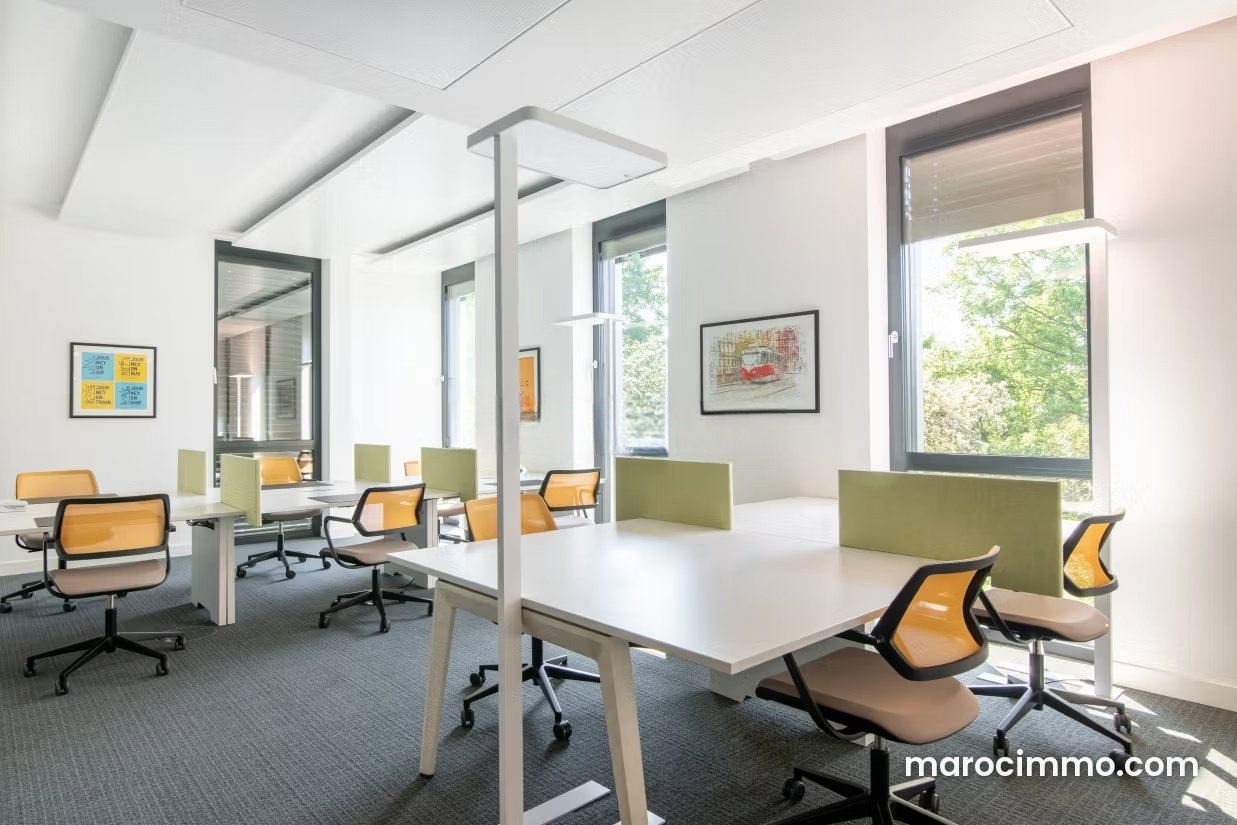 Bureau à louer Maarif Casablanca dans un immeuble premium — Casablanca