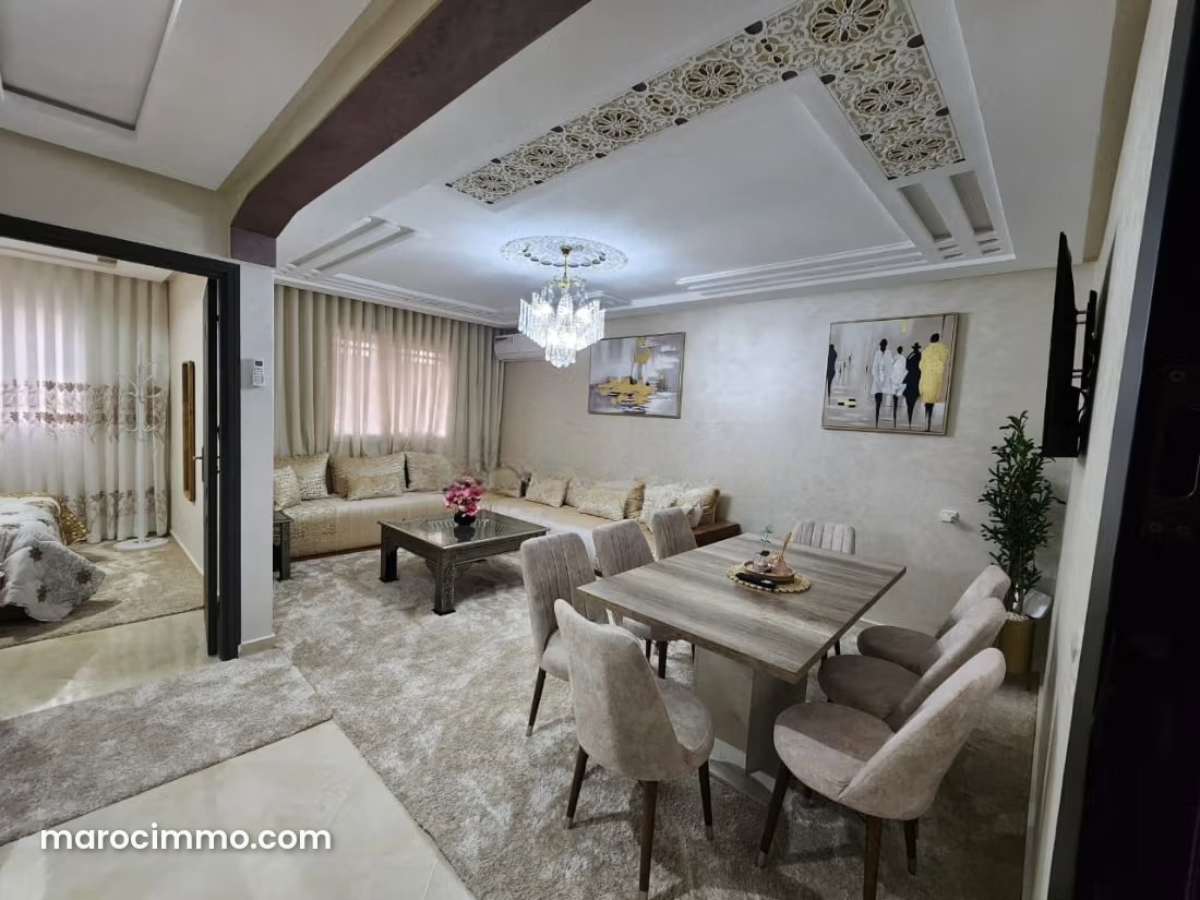 Appartement meublé 3 chambres, Moujahidine, Tanger — Tanger