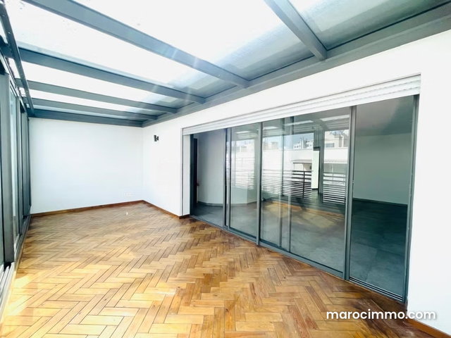 Appartement à louer à Triangle d'Or. Surface de 170 m². Porte sécurisée et chauffage central — 5