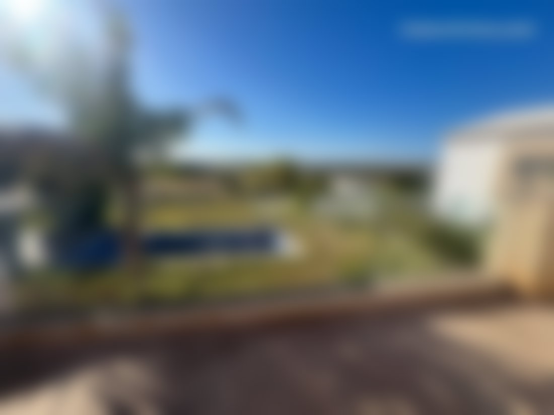 Villa 1300 m² avec piscine et jardin à Ville verte, Bouskoura