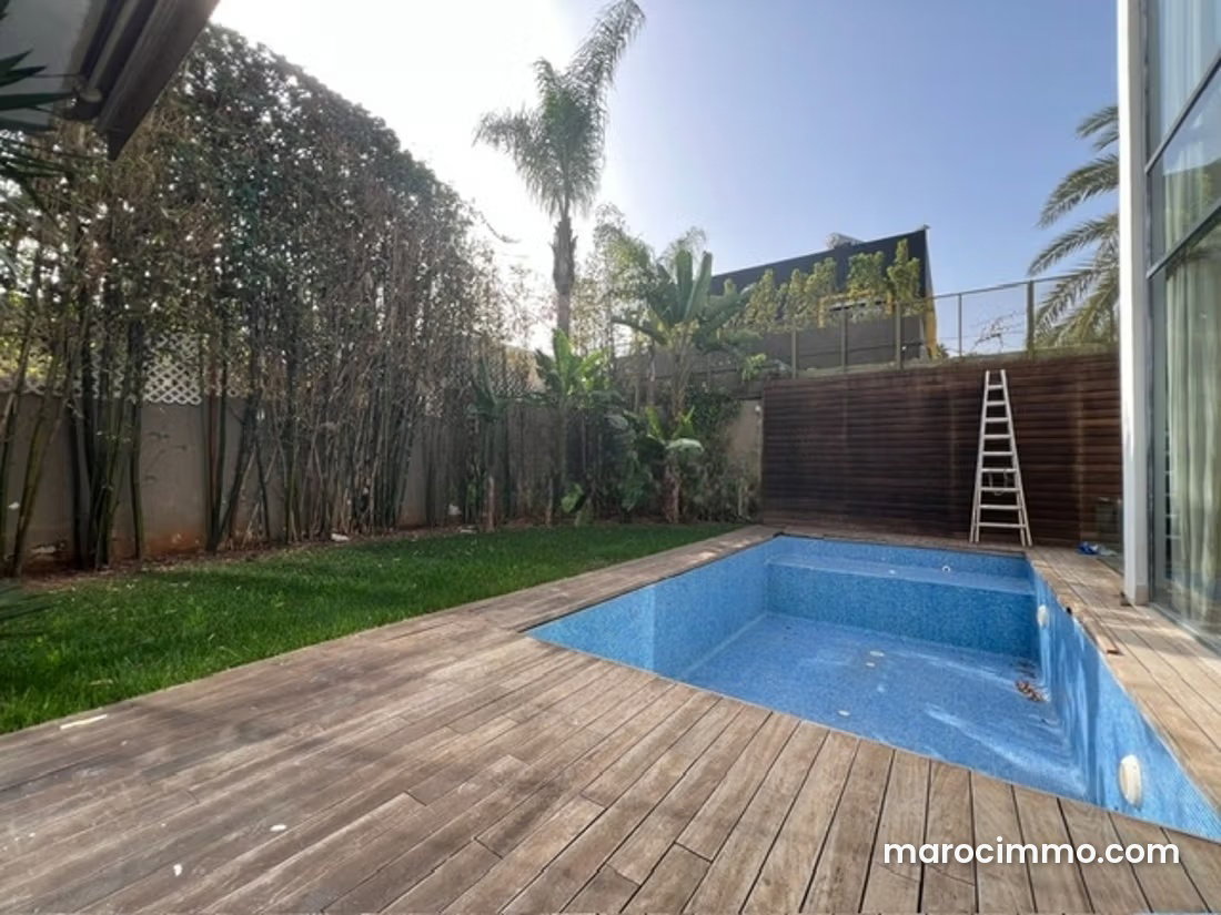 550 m² Villa with Garden, C.I.L, Casablanca — Casablanca