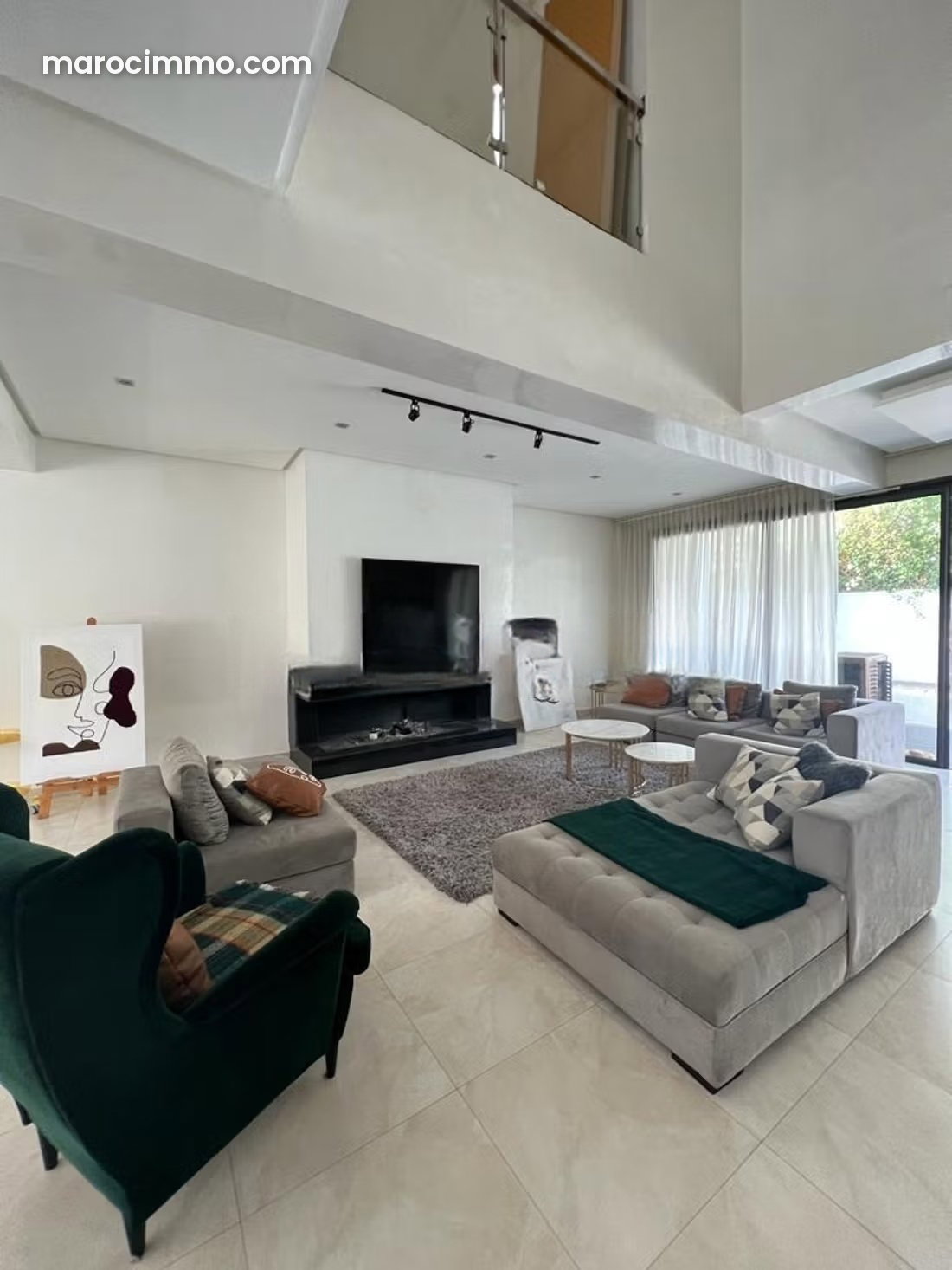 Contemporary Villa with Swimming Pool, Aïn Diab, Casablanca — Casablanca