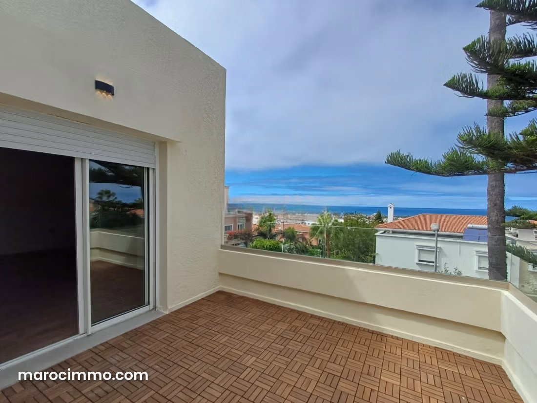 Villa with swimming pool, sea view and garden in Aïn Diab, Casablanca — Casablanca