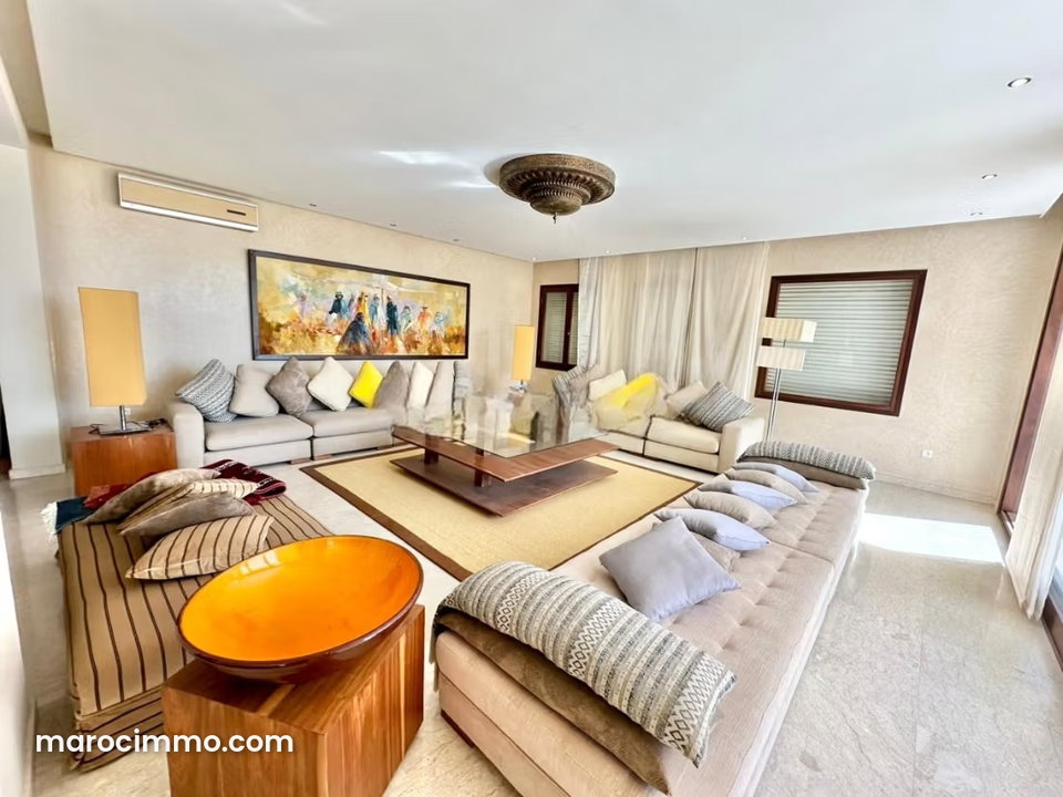 Luxury Villa for Sale in Illigh, Agadir – 1000 m²