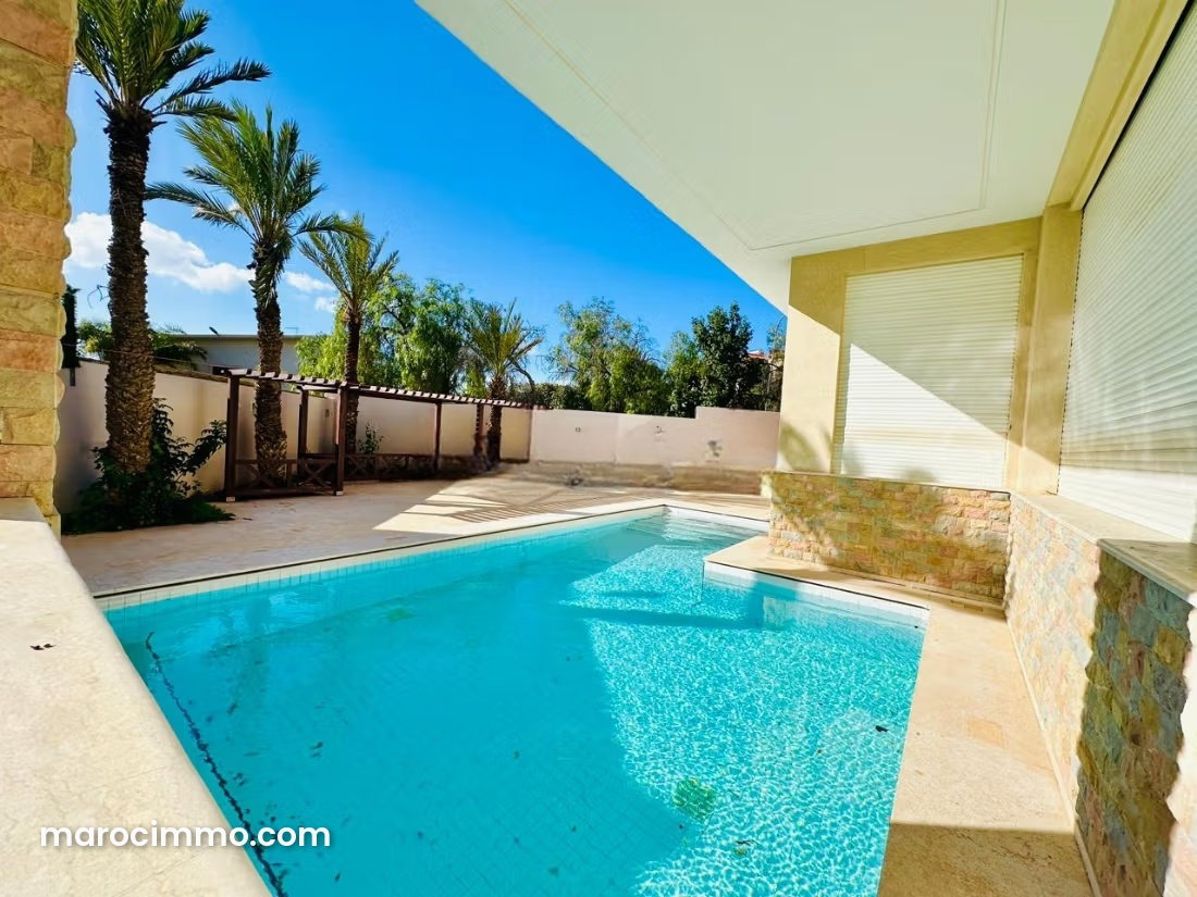 960 m² Villa with Pool and Garden, Illigh, Agadir — Agadir