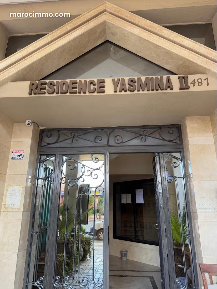 110 m² Commercial Property in Massira 1, Marrakech, with Elevator — Marrakesh