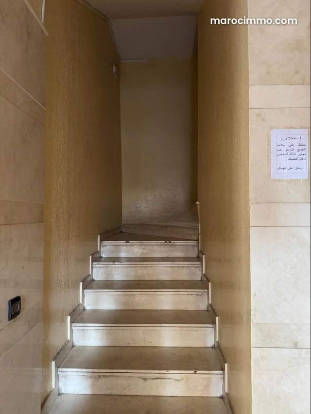 Bureau de 120m2 en vente — 2