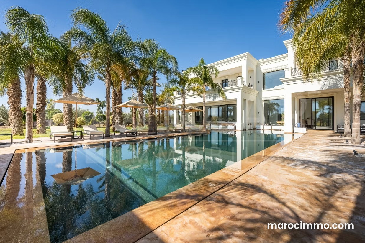 Luxury 850 m² Villa on 2.9 ha with Swimming Pool, Amizmiz Road, Marrakech — Marrakesh