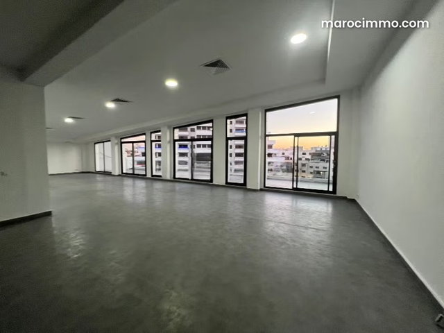 Plateau de bureau à louer sur Bd d'ANFA — 2