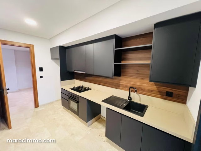 Grand appartement à Bouskoura ville verte — 2